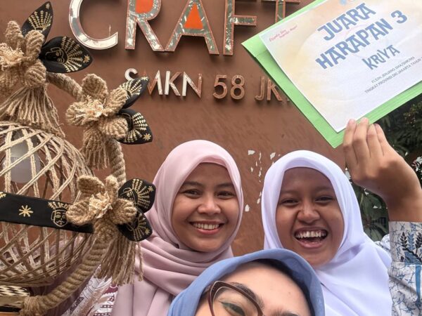 SMK 3 Jakarta Meraih Juara Harapan 3 FLS3N Bidang Kriya Tingkat Provinsi